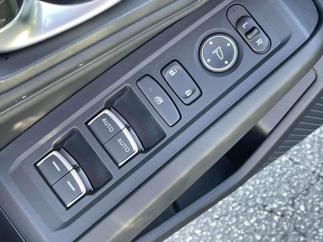 Used 2025 Honda Accord SE image 18