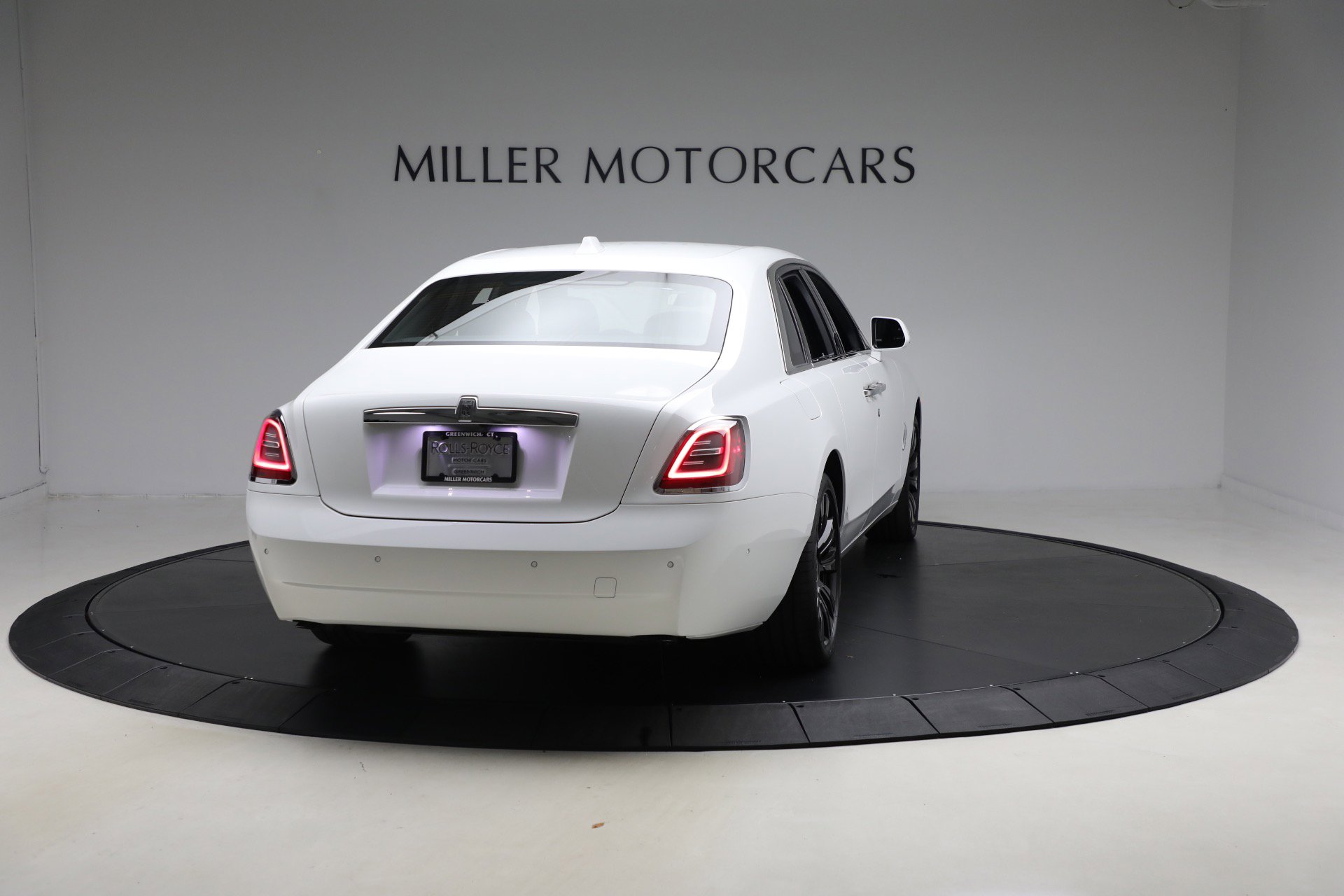 Certified 2023 Rolls-Royce Ghost image 10
