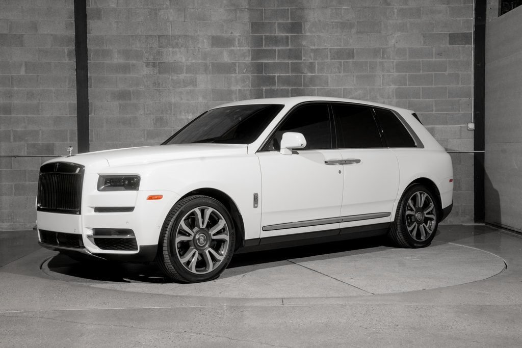 Used 2023 Rolls-Royce Cullinan AWD/4WD image 5