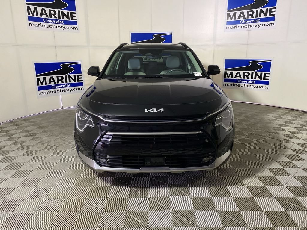 Used 2024 Kia Niro EX Touring FWD image 12