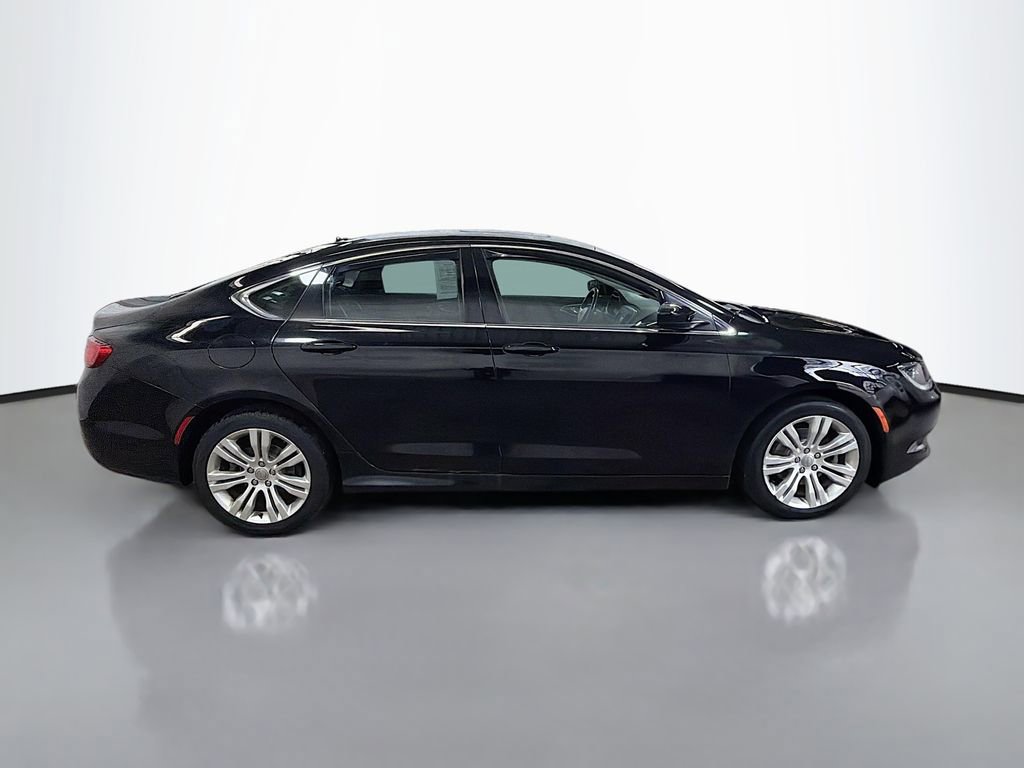 Used 2015 Chrysler 200 Limited w/ Convenience Group image 10