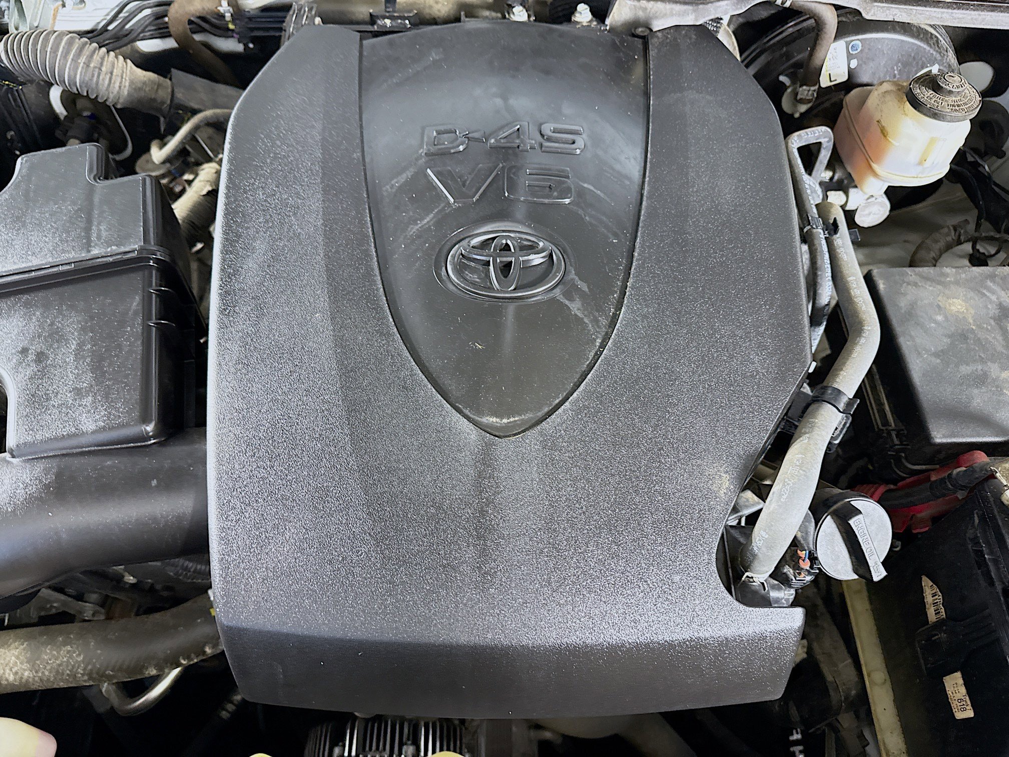 Used 2018 Toyota Tacoma SR image 38