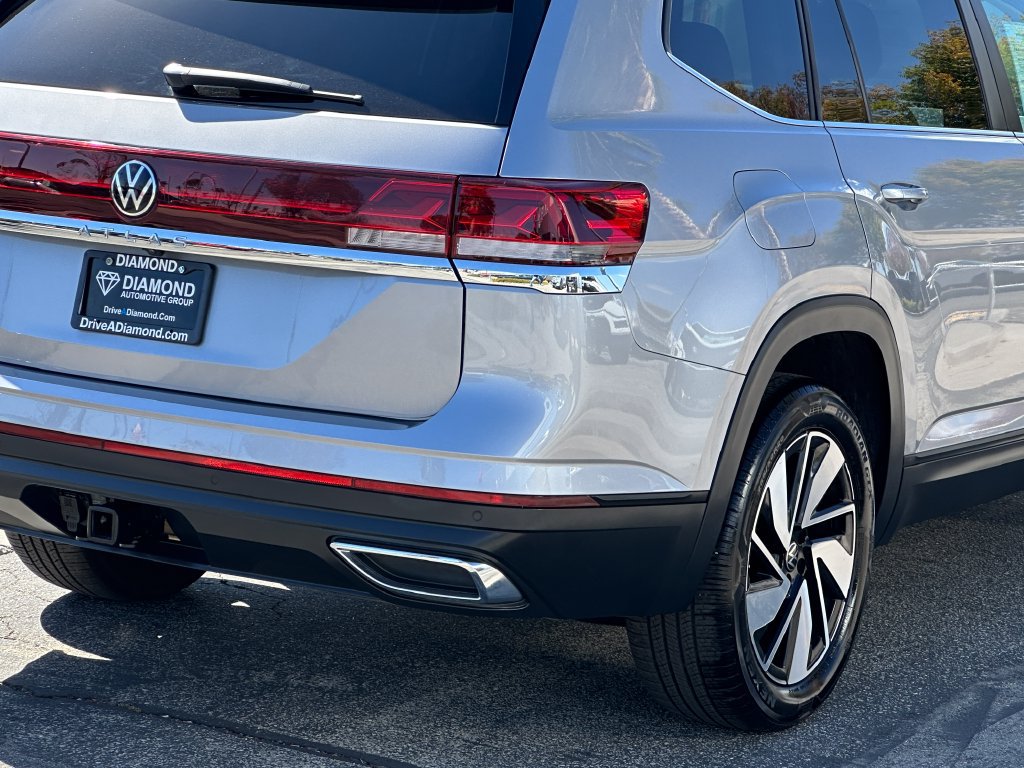 Used 2025 Volkswagen Atlas SE FWD image 8
