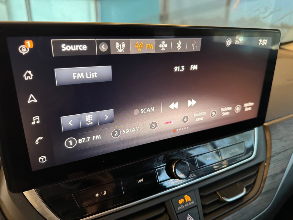 Used 2024 Nissan Altima 2.5 SL AWD/4WD image 13