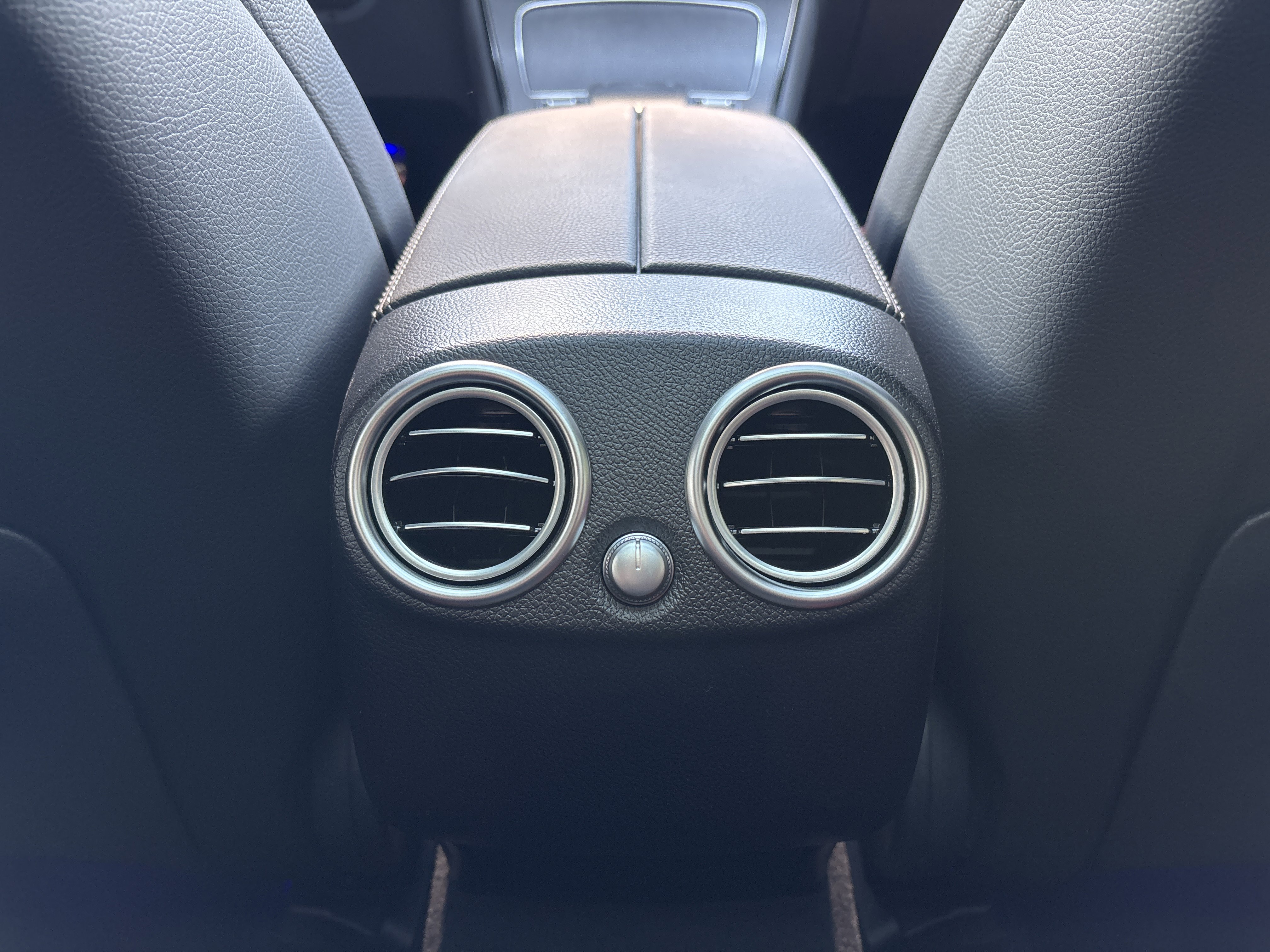 Used 2022 Mercedes-Benz GLC 300 4MATIC image 32