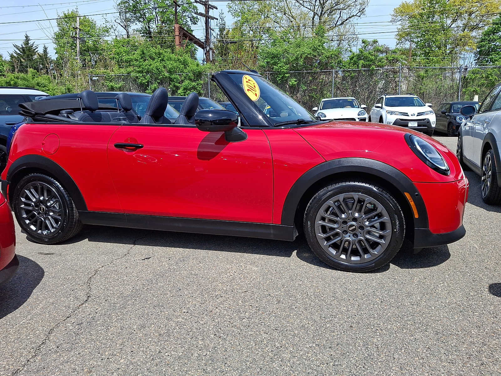 Used 2025 MINI Cooper S FWD image 9