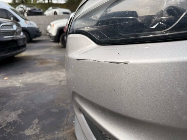 Used 2020 Jeep Cherokee Latitude Plus w/ Cold Weather Group image 3