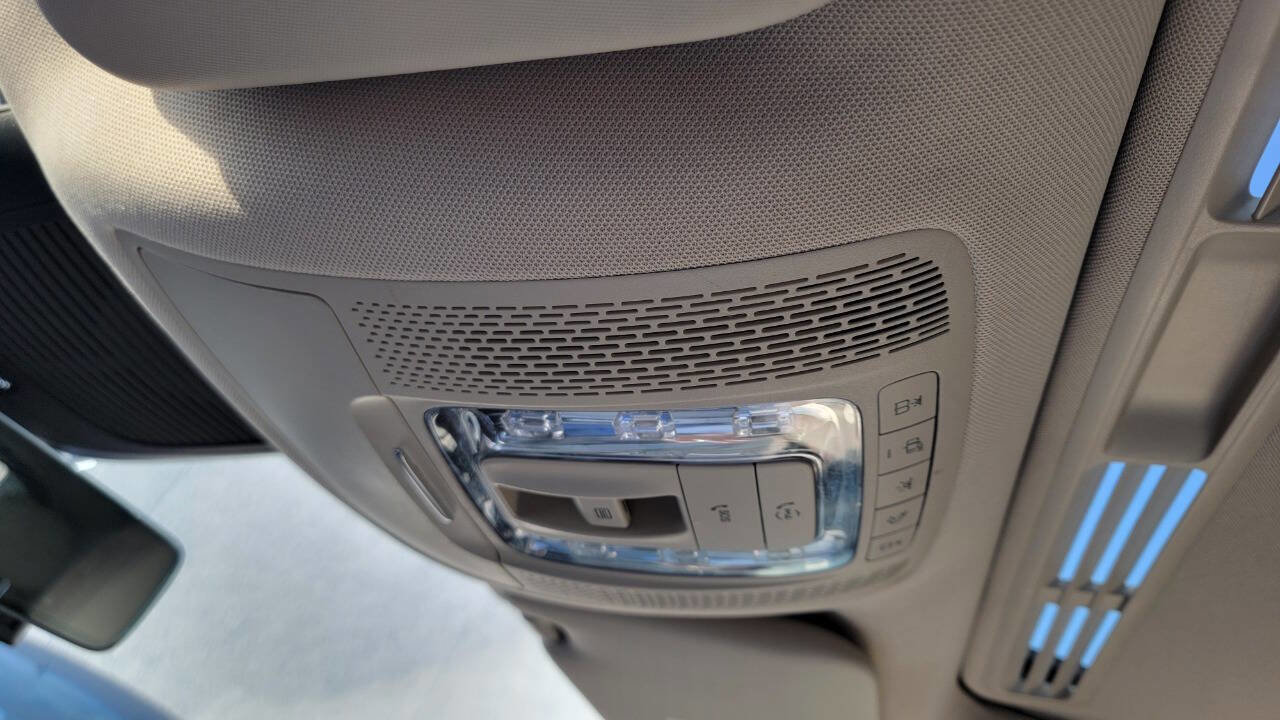 Used 2021 Mercedes-Benz GLE 350 w/ Premium Package image 12