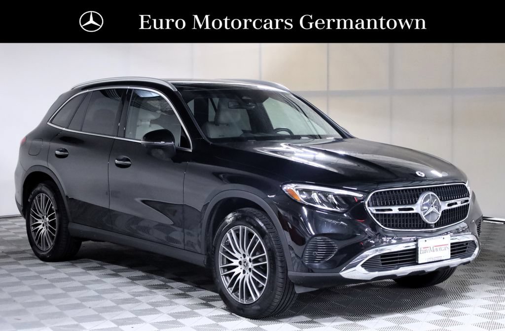 Certified 2026 Mercedes-Benz GLC 300 4MATIC image 1
