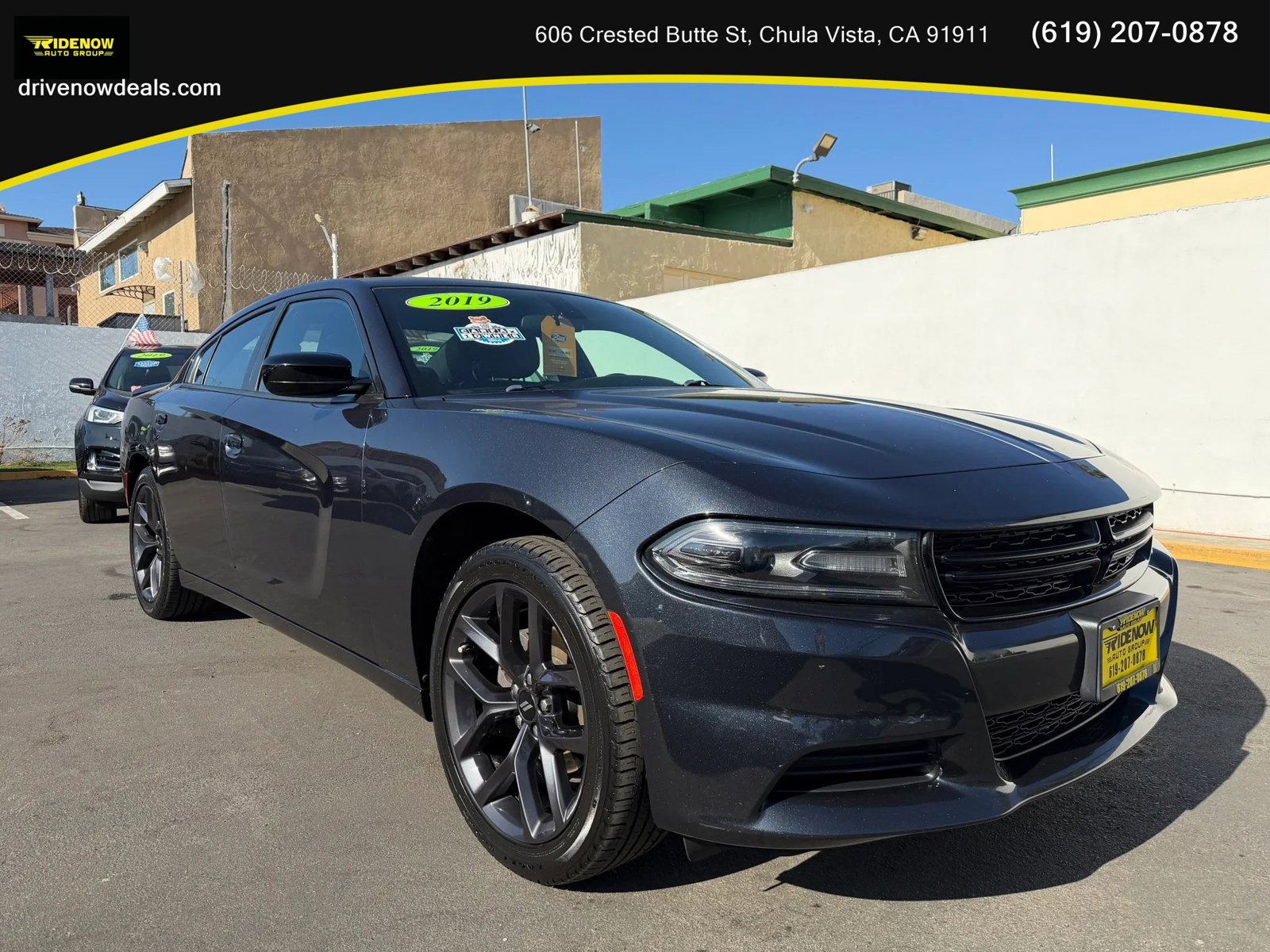 Used 2019 Dodge Charger SXT w/ Plus Group image 3