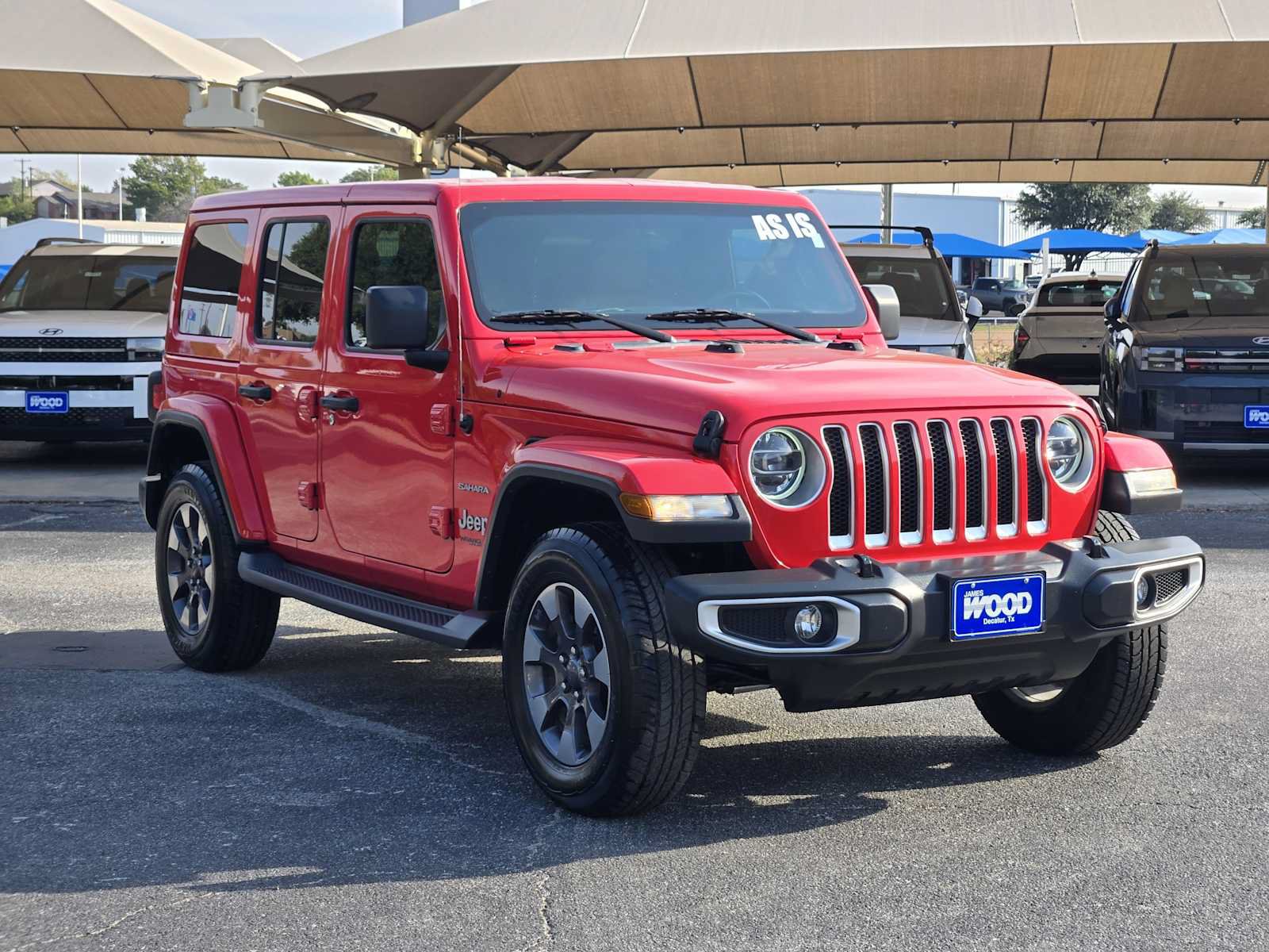Used 2018 Jeep Wrangler Unlimited Sahara AWD/4WD image 3
