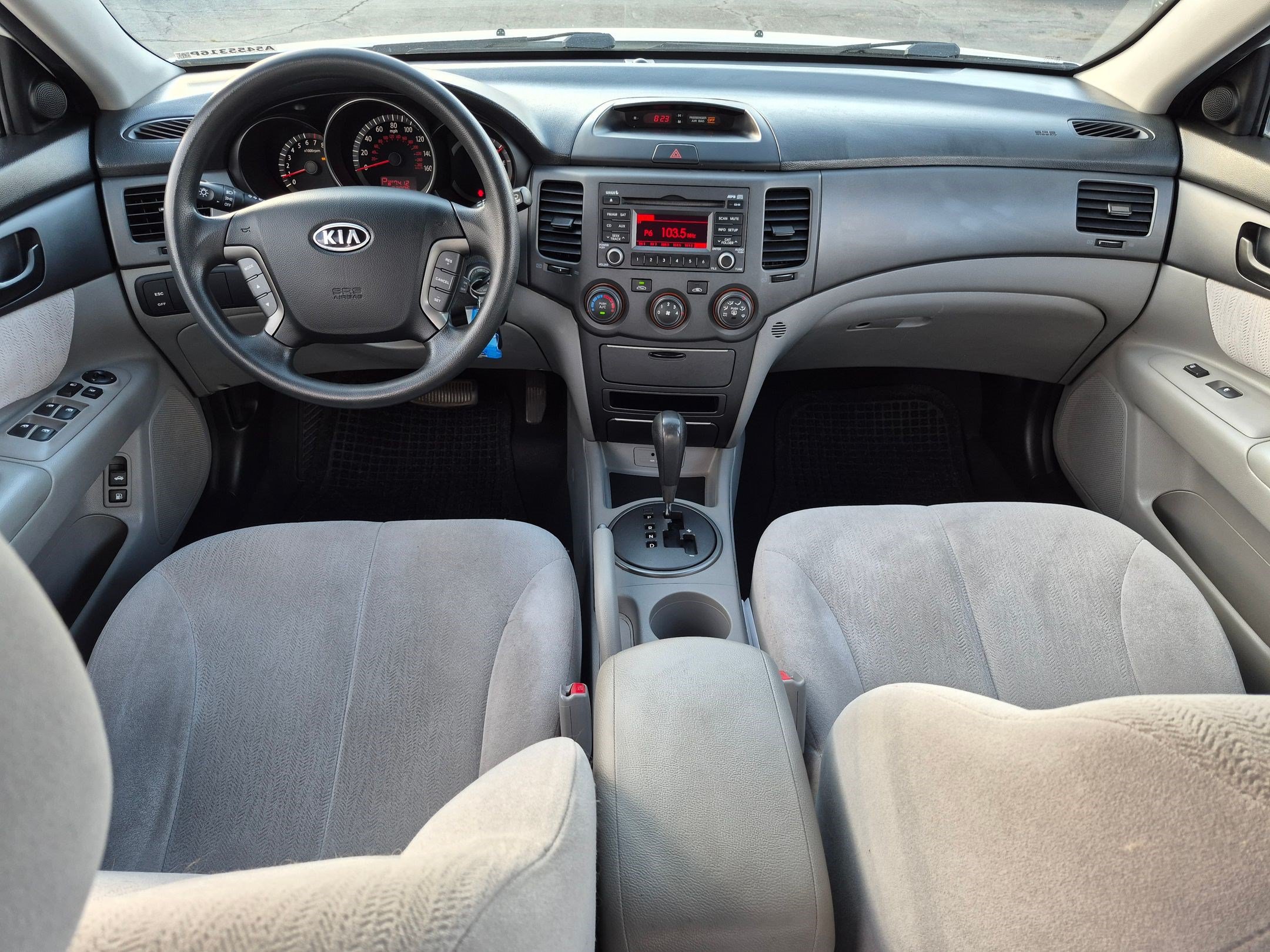 Used 2010 Kia Optima LX FWD image 28