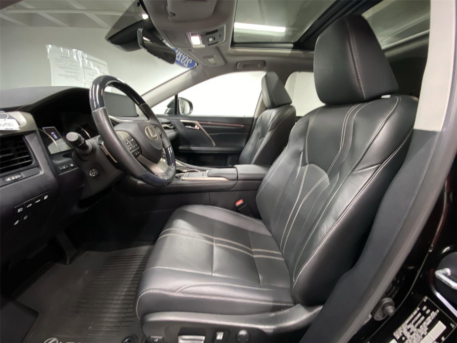 Used 2020 Lexus RX 450h AWD w/ Luxury Package image 17