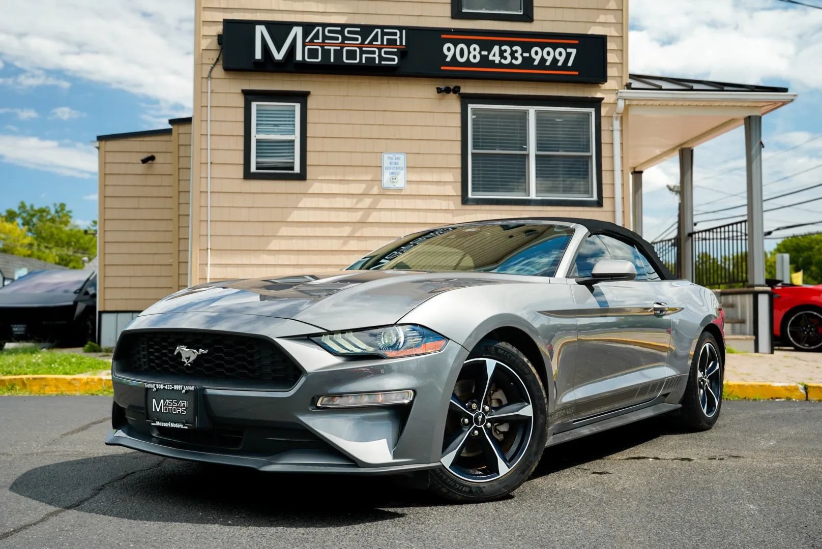 Used 2021 Ford Mustang Convertible RWD image 10