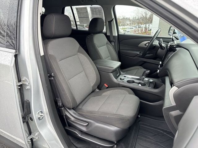 Used 2020 Chevrolet Traverse LT w/ LPO, Black Accent Package image 20
