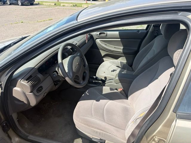 Used 2004 Chrysler Sebring LX FWD image 8