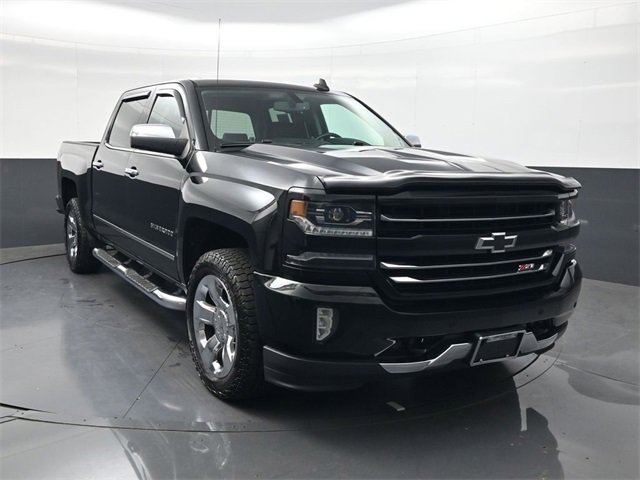 Used 2017 Chevrolet Silverado 1500 LTZ Z71 w/ LTZ Plus Package image 2