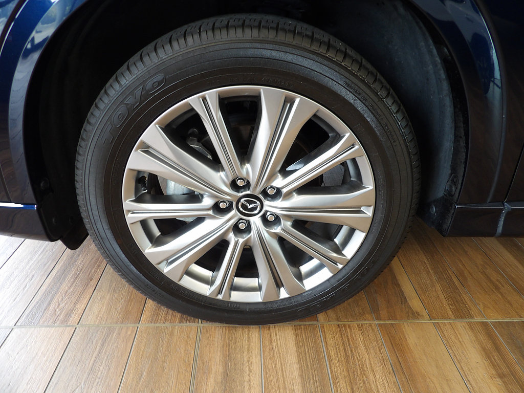 Certified 2023 MAZDA CX-5 Signature AWD/4WD image 10