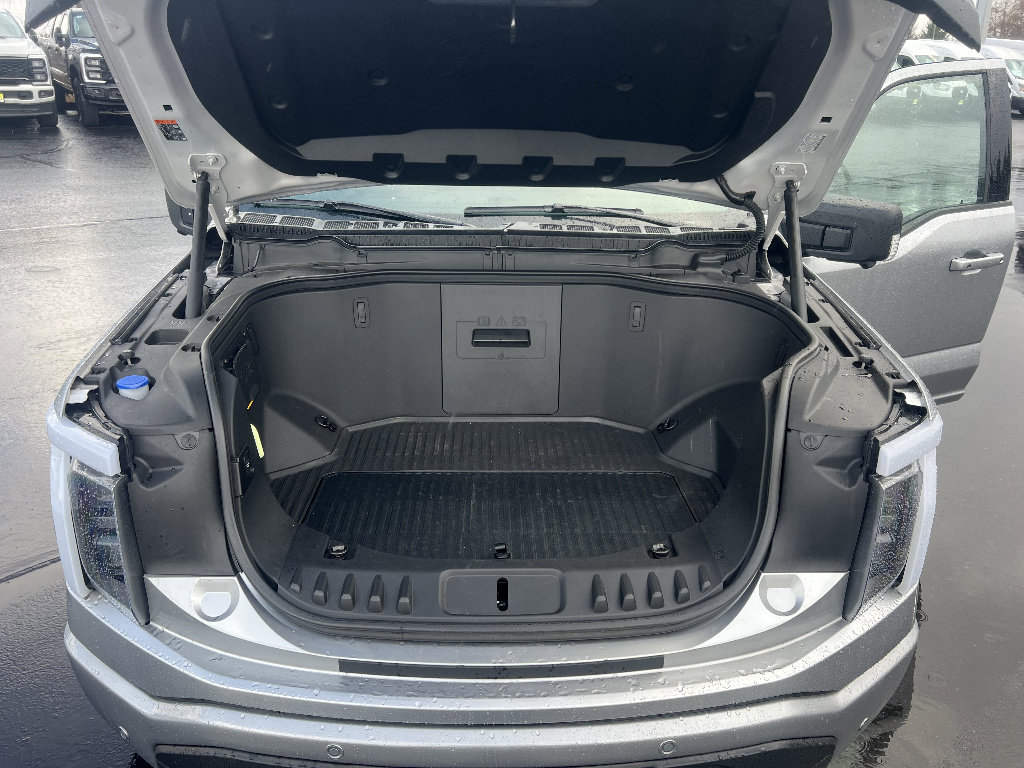 Used 2025 Ford F150 Lightning Flash image 38