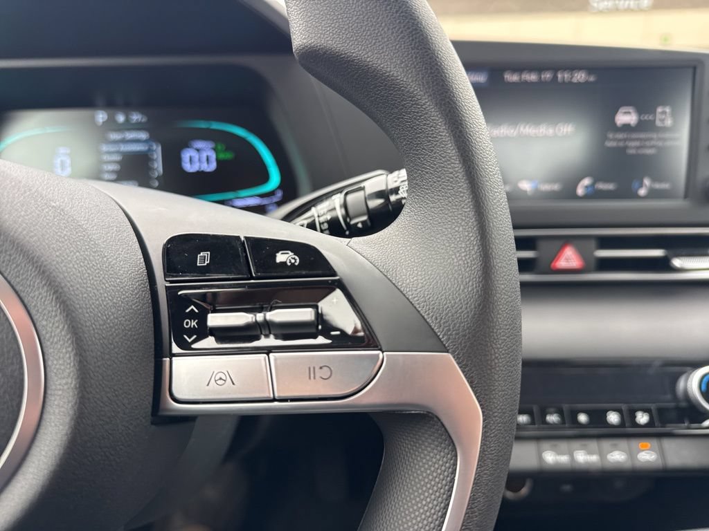 New 2026 Hyundai Elantra Hybrid FWD image 15