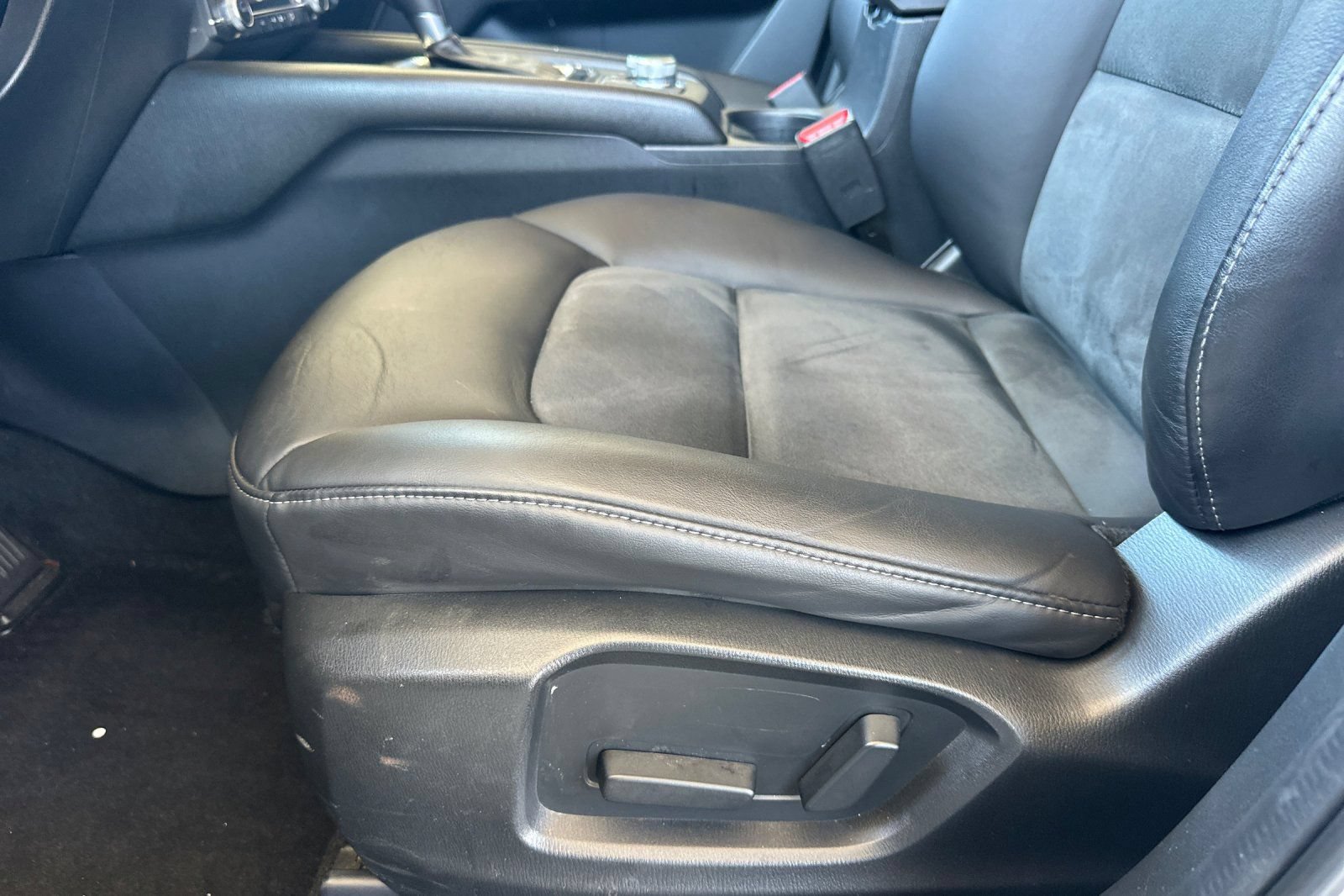 Used 2020 MAZDA CX-5 Touring FWD image 13