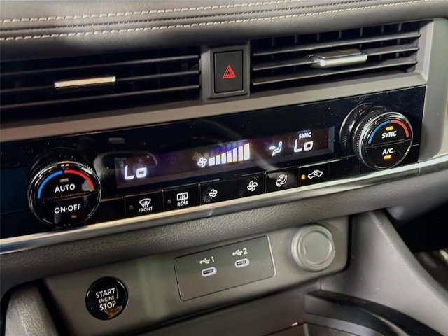 Certified 2026 Nissan Rogue SV FWD image 16