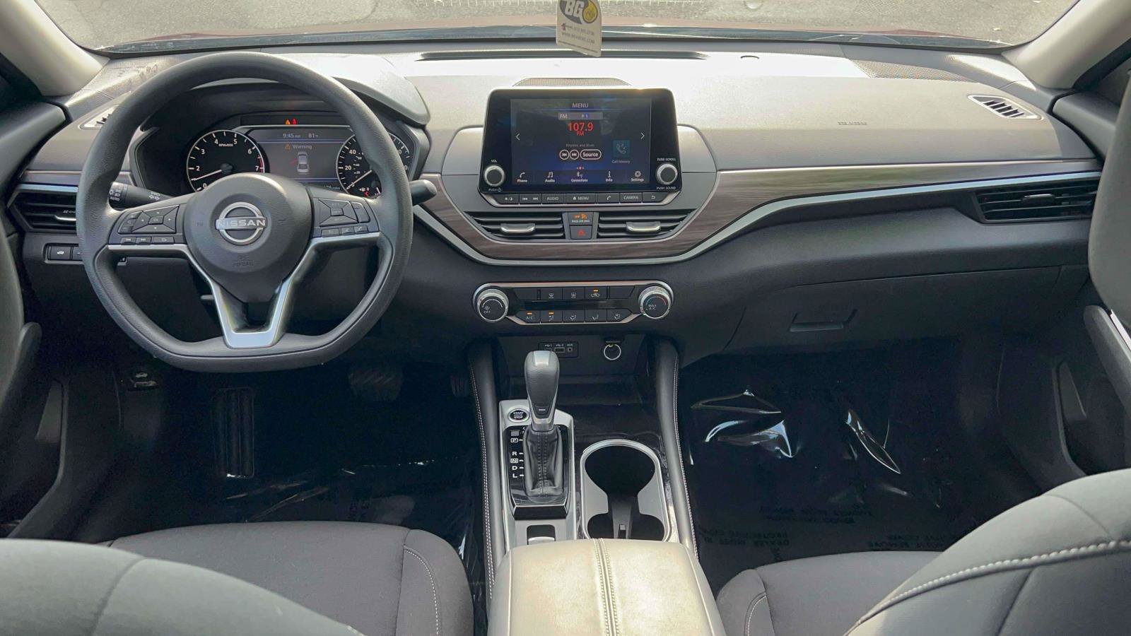 Used 2023 Nissan Altima 2.5 SV AWD/4WD image 25