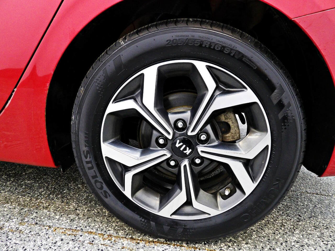 Used 2020 Kia Forte LXS FWD image 19
