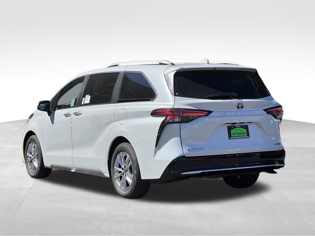 New 2026 Toyota Sienna Limited AWD/4WD image 3