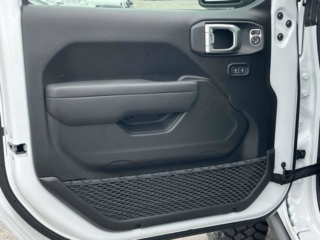 New 2026 Jeep Gladiator Sport AWD/4WD image 11