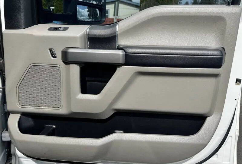 Used 2019 Ford F550 4x4 Crew Cab Super Duty image 26