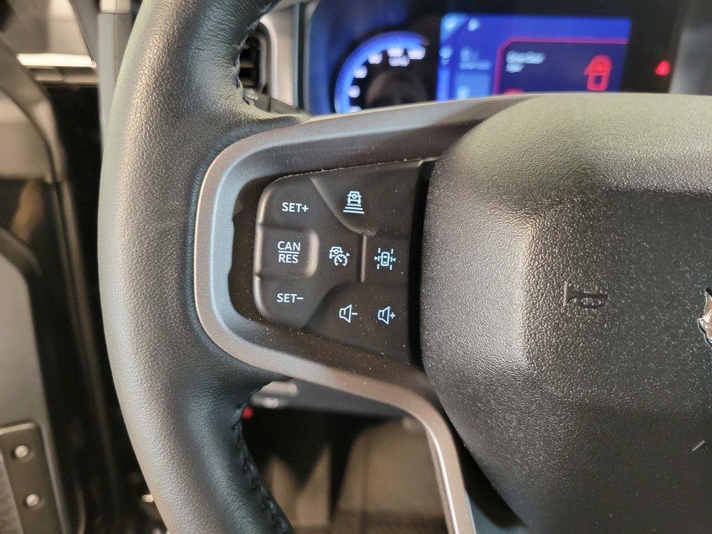 Used 2022 Ford Bronco Wildtrak image 12