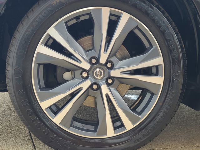 Used 2020 Nissan Pathfinder Platinum image 13