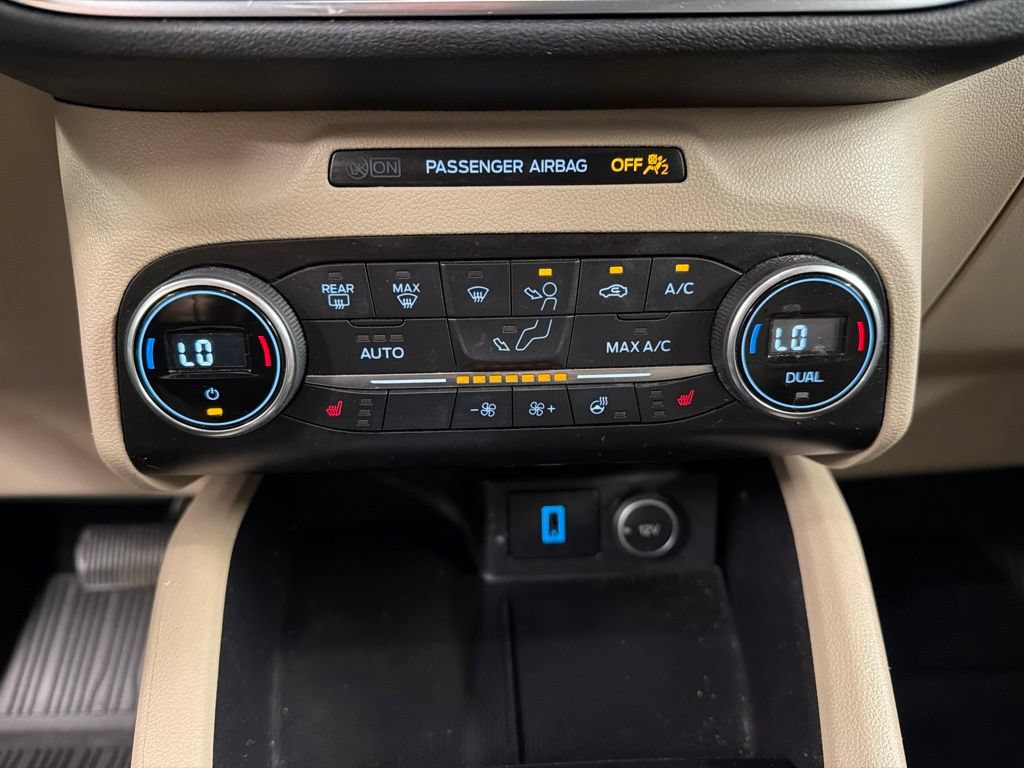 Certified 2020 Ford Escape Titanium AWD/4WD image 14