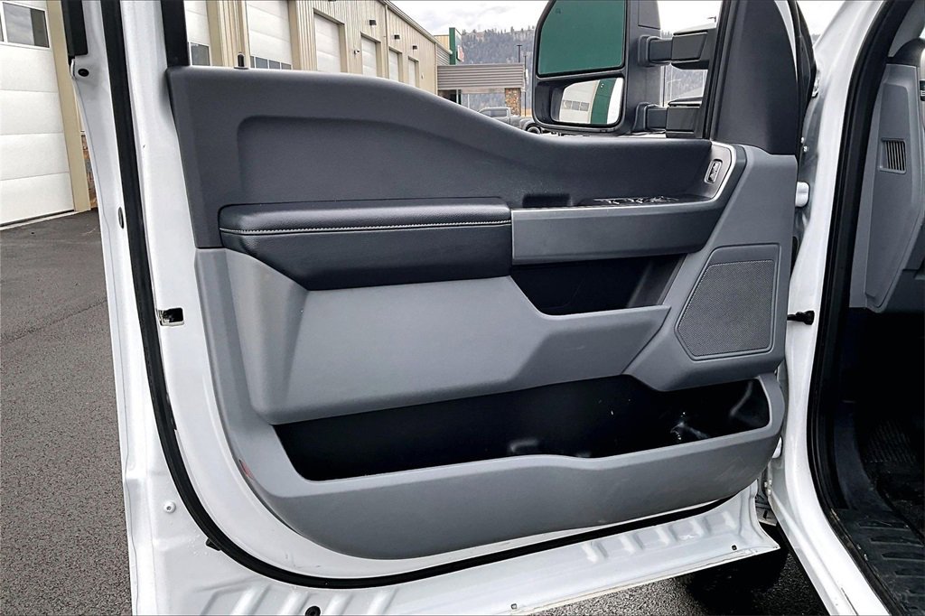 Used 2024 Ford F350 XLT image 24