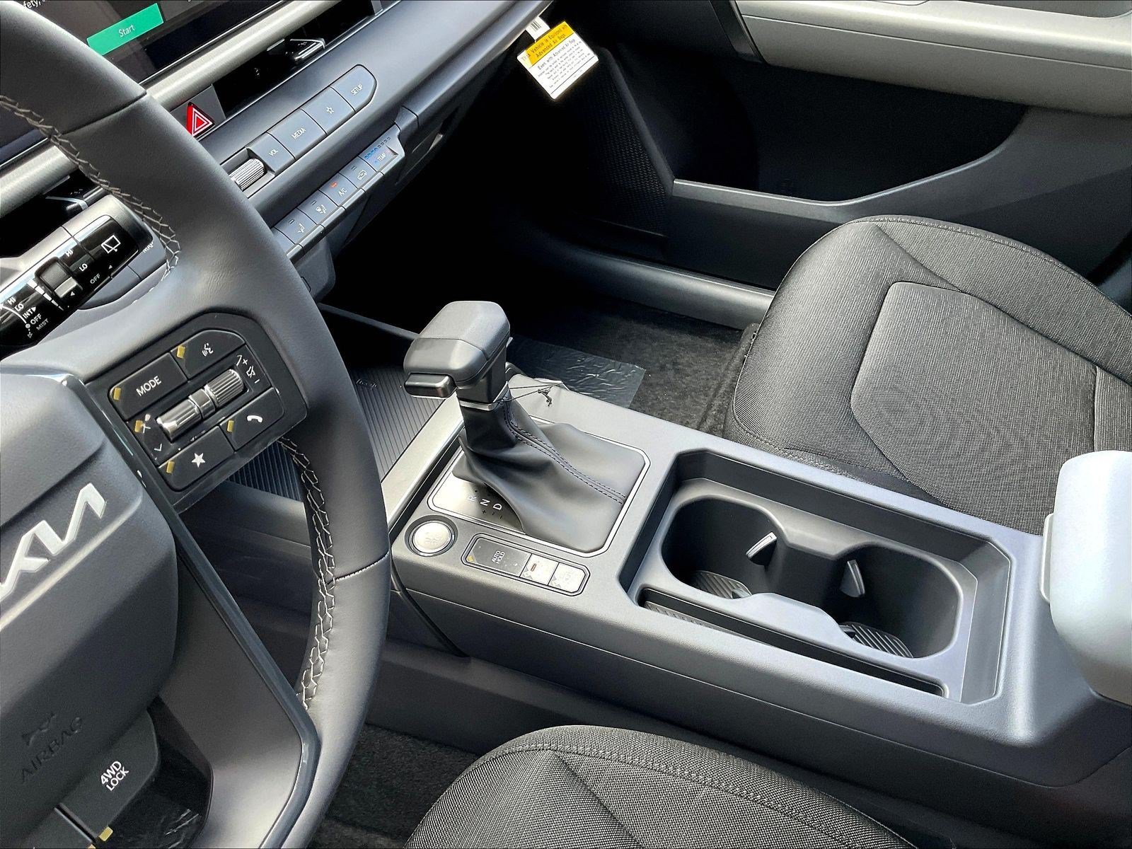 New 2027 Kia Seltos LX AWD/4WD image 12