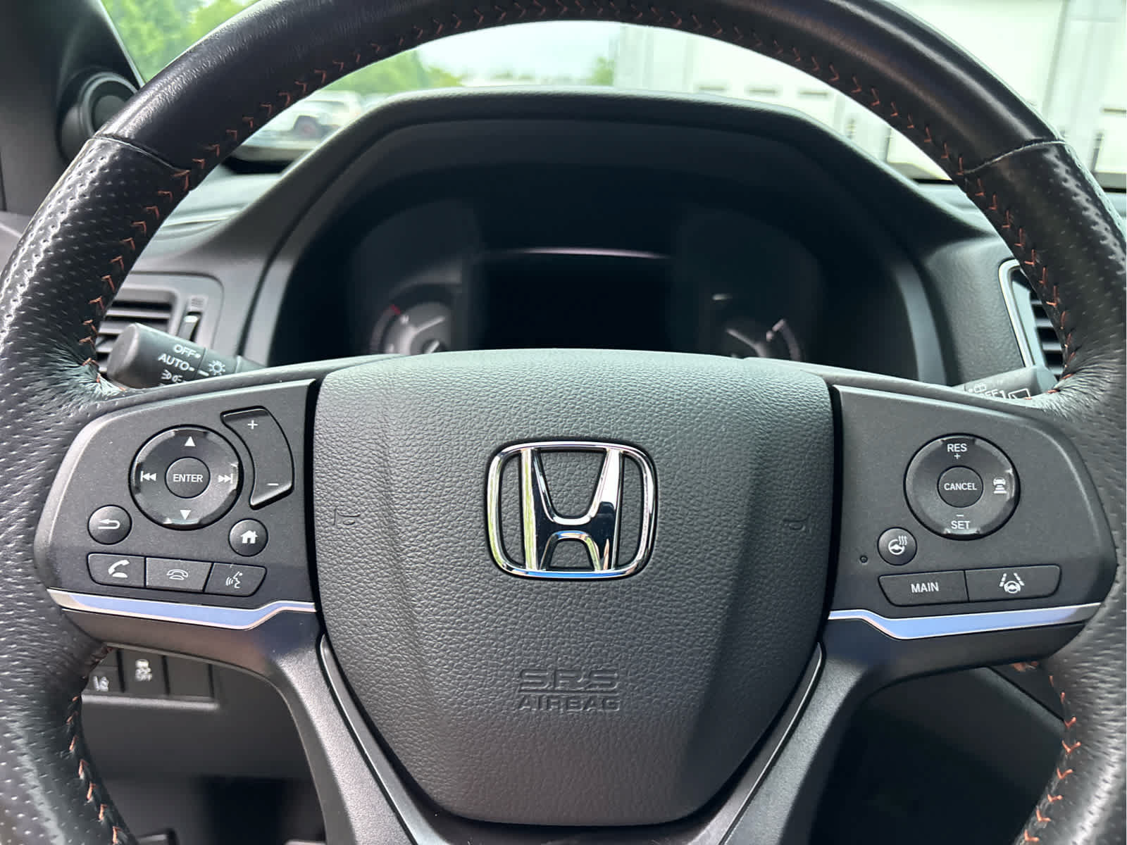 Used 2025 Honda Passport TrailSport image 12