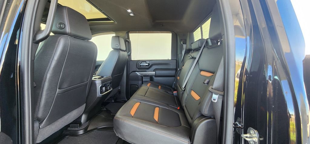Used 2023 GMC Sierra 3500 AT4 w/ AT4 Preferred Package AWD/4WD image 18