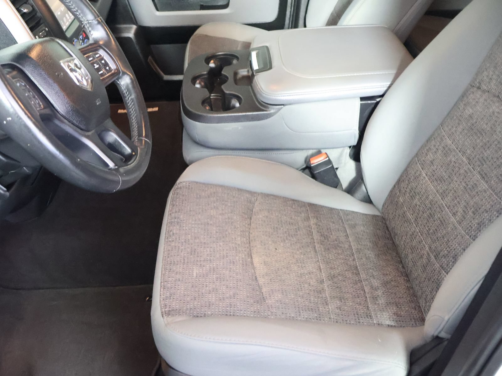 Used 2017 RAM 1500 Big Horn AWD/4WD image 26