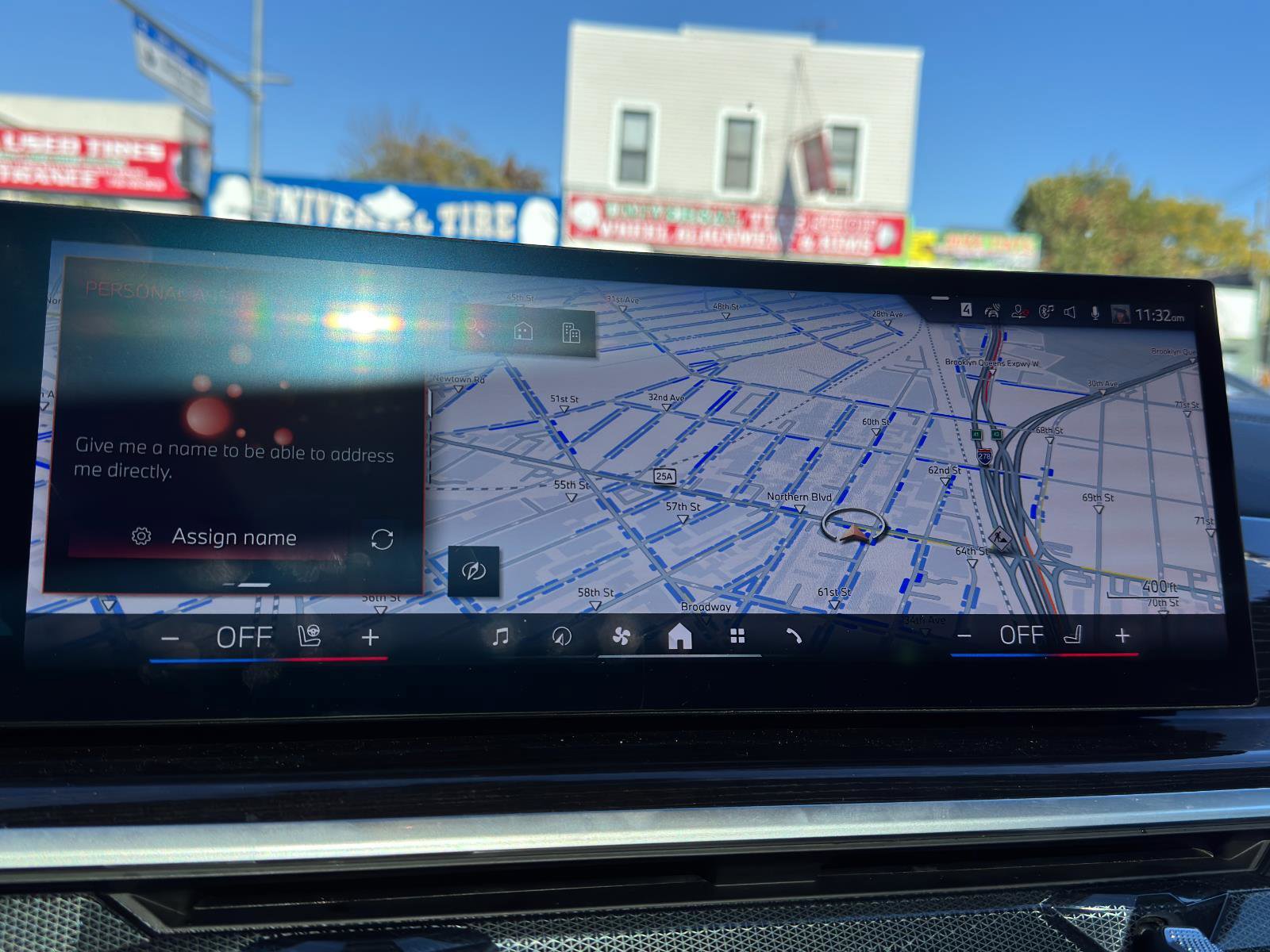 Used 2025 BMW X5 xDrive40i w/ M Sport Package image 22