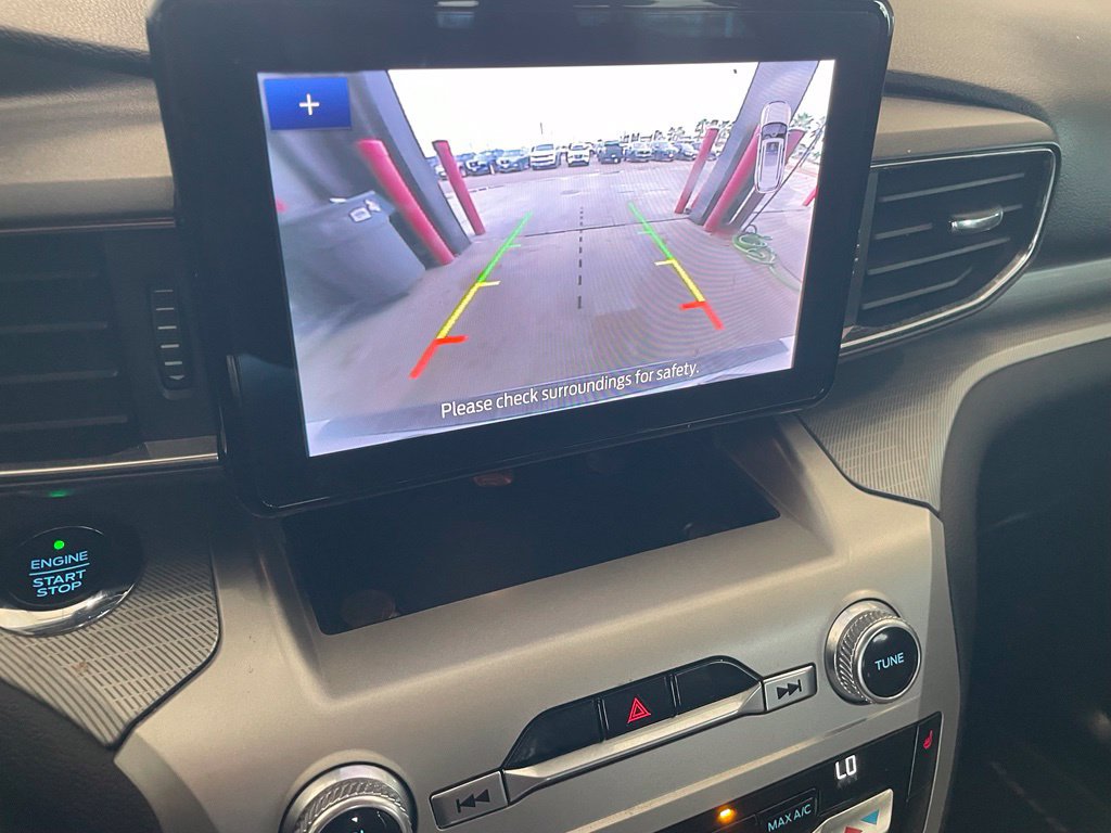 Used 2021 Ford Explorer XLT w/ Equipment Group 202A RWD image 8