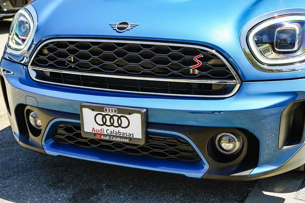 Used 2023 MINI Cooper Countryman S FWD image 8