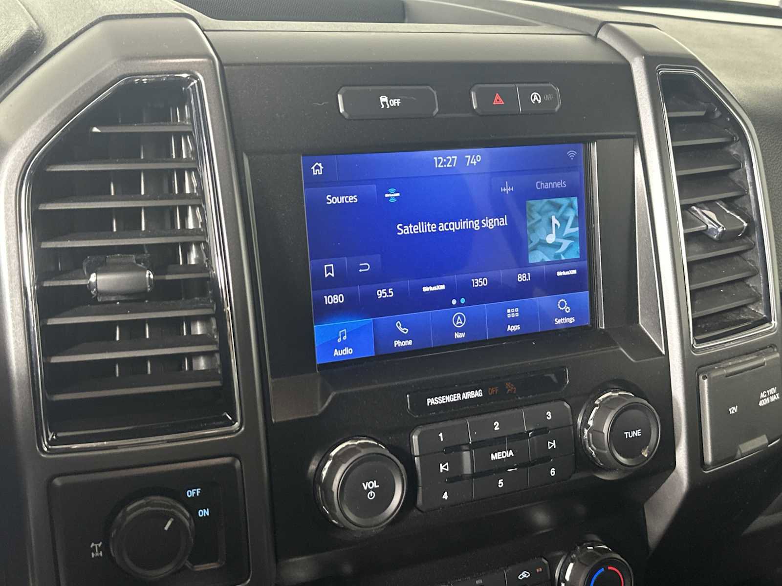 Used 2020 Ford F150 XLT w/ Equipment Group 302A Luxury image 32