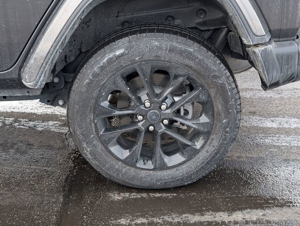 Used 2024 Jeep Wrangler Unlimited Sahara image 14