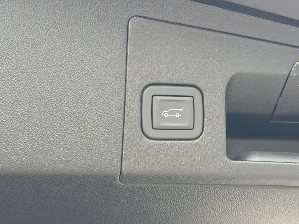 New 2026 Cadillac XT5 Sportv AWD/4WD image 21