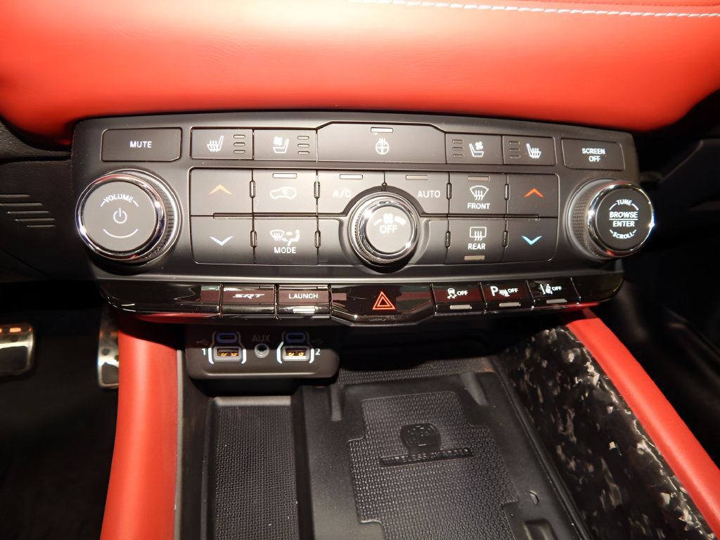 Used 2021 Dodge Durango SRT Hellcat w/ Premium Interior Group AWD/4WD image 37