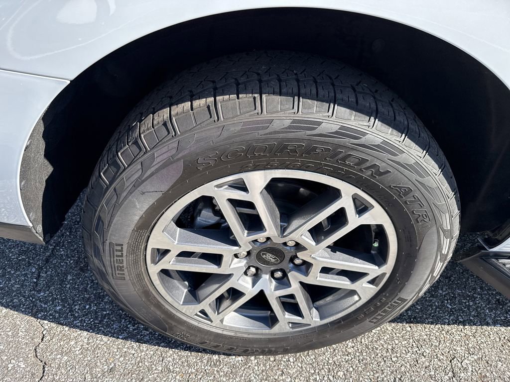 Used 2025 Ford Expedition Max Active image 17