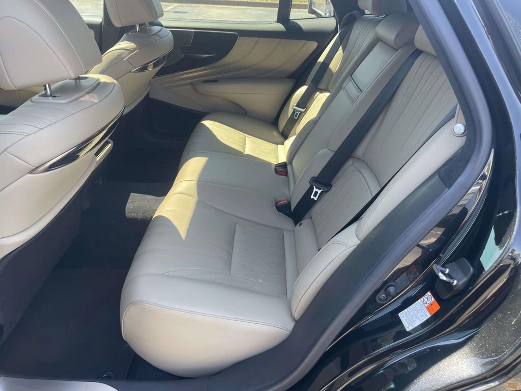 Used 2021 Lexus LS 500 w/ Interior Upgrade Package RWD image 8