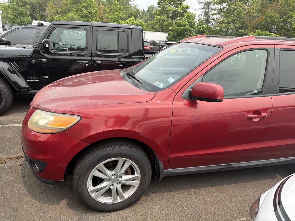 Used 2011 Hyundai Santa Fe SE AWD/4WD image 3