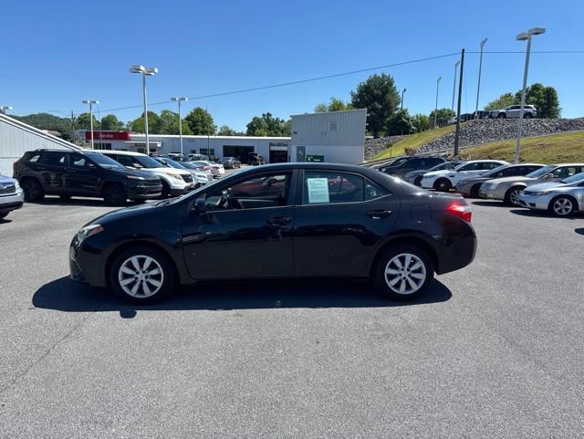 Used 2014 Toyota Corolla LE FWD image 4